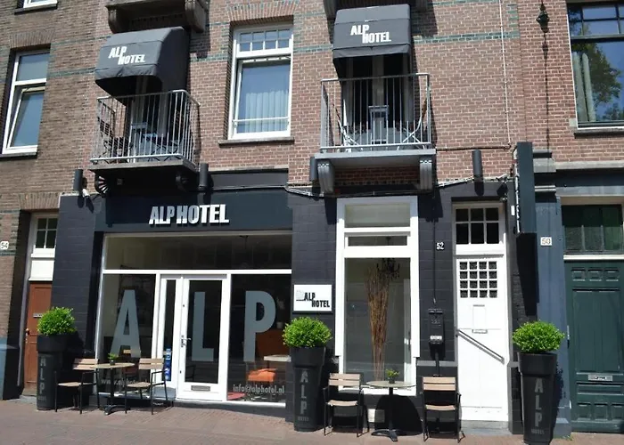 Amsterdam Hotels With Jacuzzi in Room