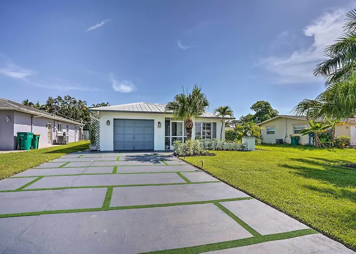 Naples Beach hotels